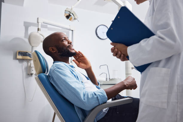 Best Emergency Tooth Extraction in New Holstein, WI